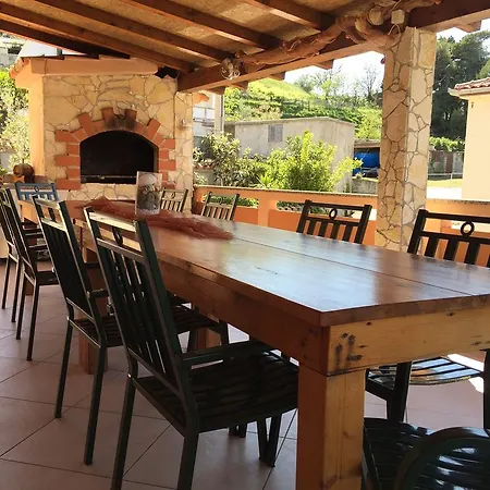 Casa de hóspedes Tariba 3*