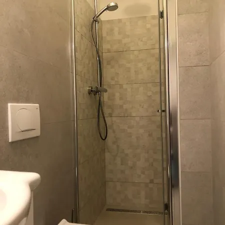 בית הארחה Tariba 3*